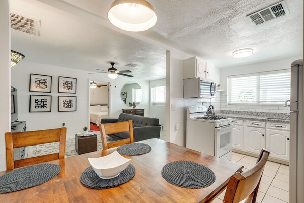 El Paso Vacation Rental | 1BR | 1BA | Step-Free Access | 900 Sq Ft