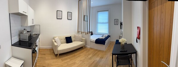Room 208