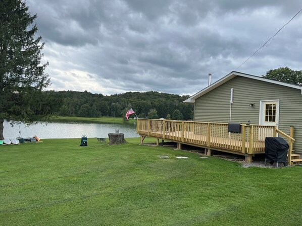 Easy access to a beautiful renovated lake front cottage.