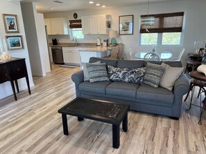 Open concept living, dining, kitchen area