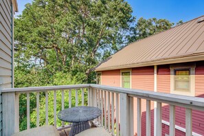 Deck | Singe-Story Home