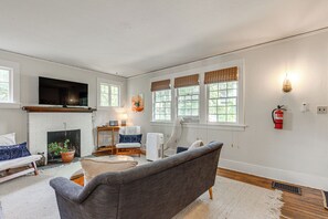 Living Room | Central Heating