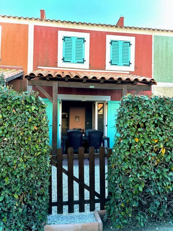 Exterior