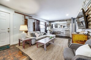 Living Room | Central A/C | Single-Story Home