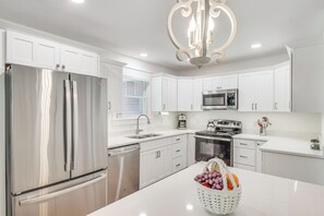Kitchen | Drip Coffee Maker | Dishwasher | Cooking Basics