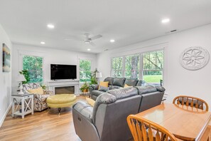 Living Room | Single-Story Home | Smart TV | Pack 'n Play | Electric Fireplace