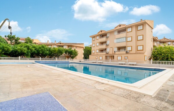 pool