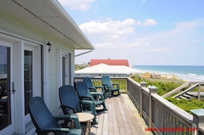 2nd Floor Oceanfront Sun Deck