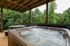 Bain à remous extérieur