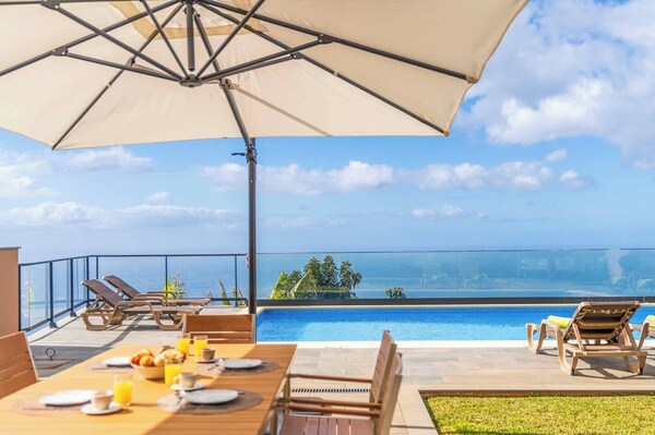 Villa Oceanscape - Two Bedroom Villa, Sleeps 4 - Madeira