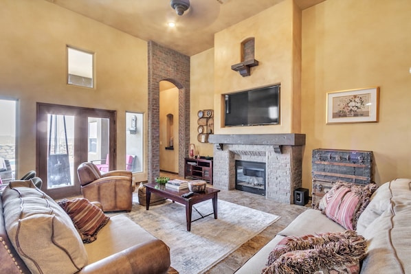 "Building","Furniture","Indoors","Living Room","Room"