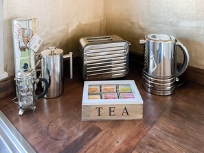 Kaffee und/oder Kaffeemaschine