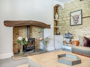 Living room | Greenhill Farmhouse, Bletchingdon