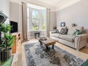 Living room | Lanner Moon, Lanner