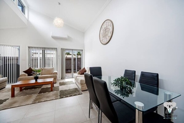 Open Plan Design with Dining Table