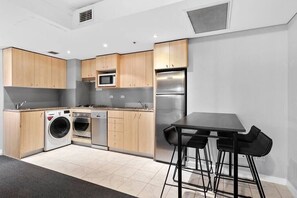 Gas Cook top with Internal Laundry Service