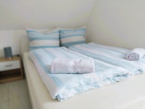 Doppelbett 140x200cm