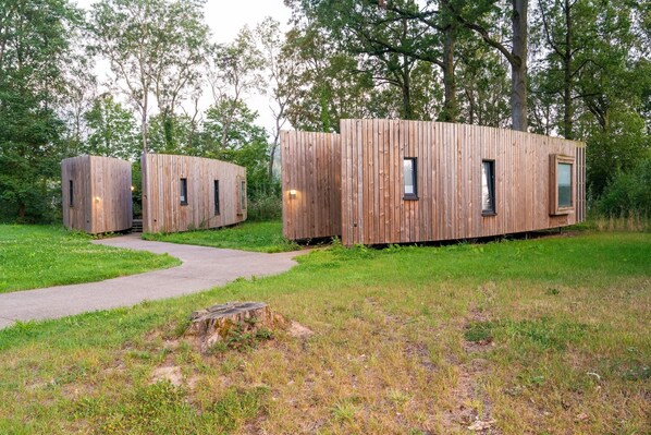 Außenseite Ferienhaus [Sommer]