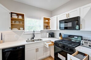 Fully equipped kitchen