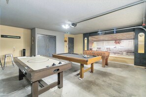 Spielezimmer