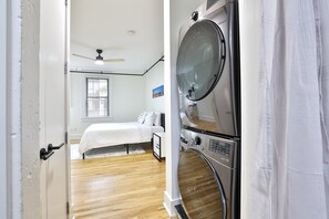 full size samsung washer & dryer with steam clean function