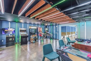 Spielezimmer