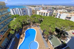 Piscine maison de vacances