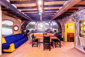 Aradia House, Casa a Tema Celtico Magico Naturalistico