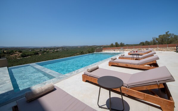 Experience an oasis with breathtaking views and exquisite architectural design.