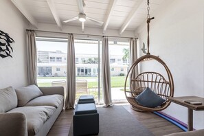 03 Living Room