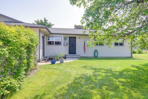 Property Exterior | Single-Story Home