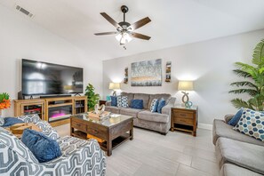 Living Room | Queen Sleeper Sofa | Board Games | Electric Fireplace