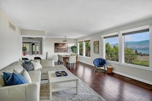 Bright, airy, and perfect for cozy nights in while enjoying the view. 