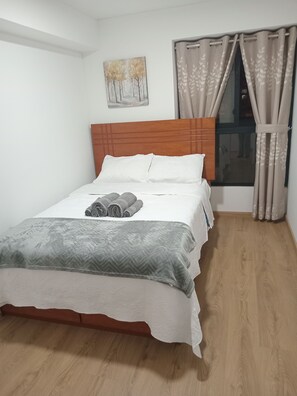 habitacion secunfaria cama doble plaza
