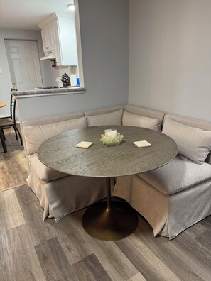 Breakfast Nook