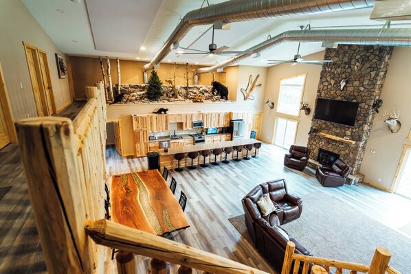 grand room