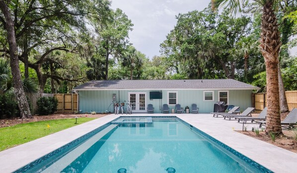 1 Park Road-Beautiful Pool