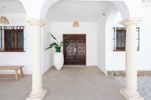 Villa-Benamara-New-Golden-Mile-Estepona-Marbella-Beachside (31)