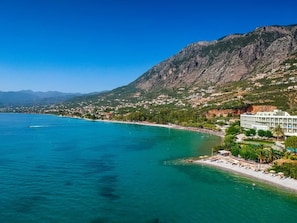 Just 5 minutes from the turquoise waters of Almyros beach