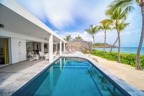 Nice pool with steps, expansive terrace with loungers and deck chairs. Gas barbecue.