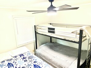 twin bunk bed and full size bed
