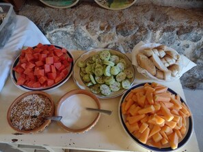 Comida y bebida