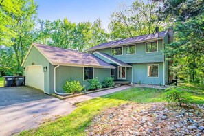 Exterior | Plenty of driveway parking; no guest access to garage.