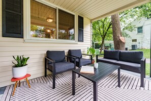 Front porch | outdoor lounge