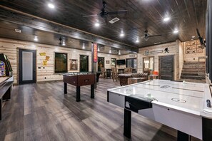 Game room upstairs