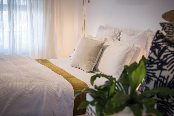 Sumptuous queen bed