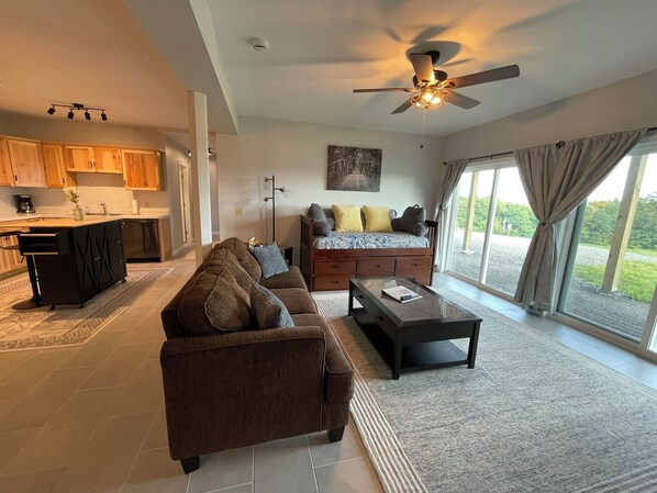 Lodge - Unit B Living Room