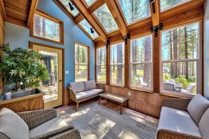 Sun room with seating for 6 makes with beautiful views