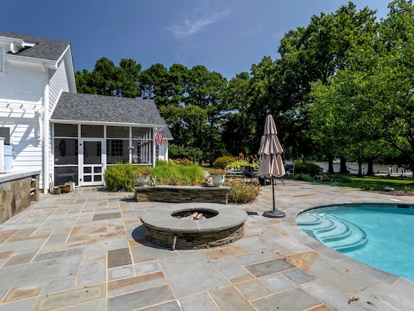 Fire Pit