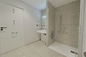 Bain